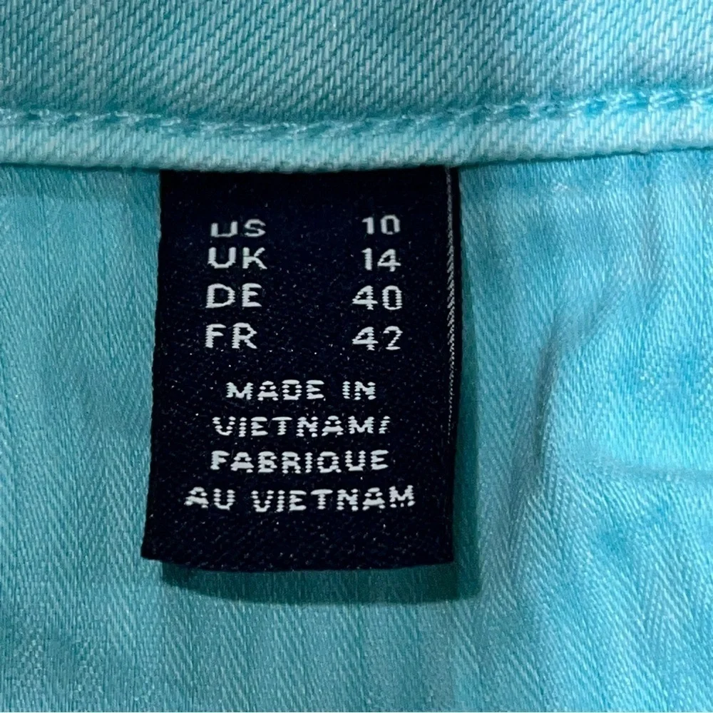 Lands’ End Women’s Mid Rise Roll Cuff Jean Shorts, Size 10, Aqua Blue